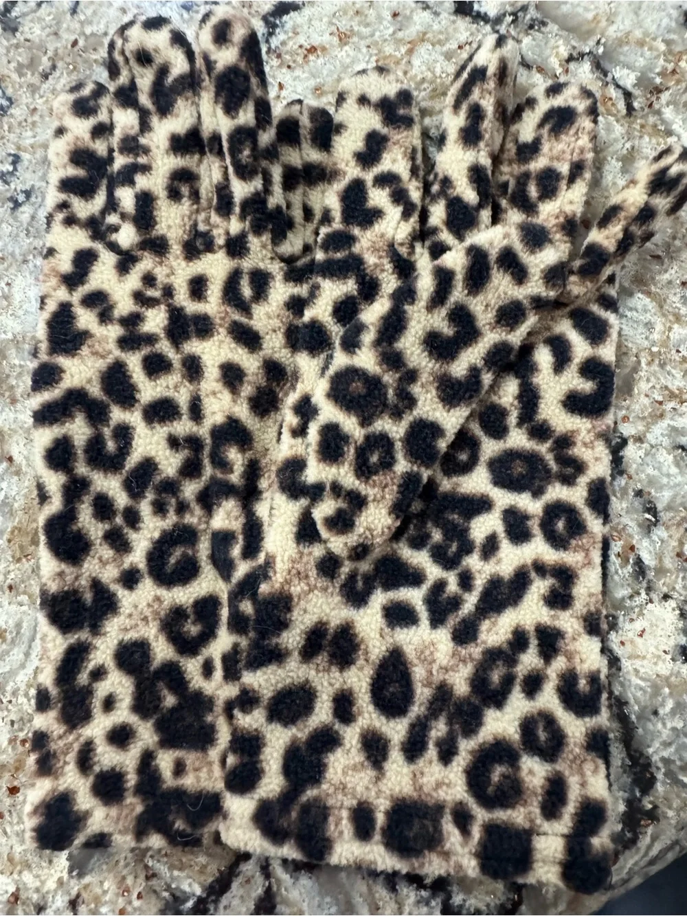 Leopard Print Fuzzy Gloves - Beige and Black